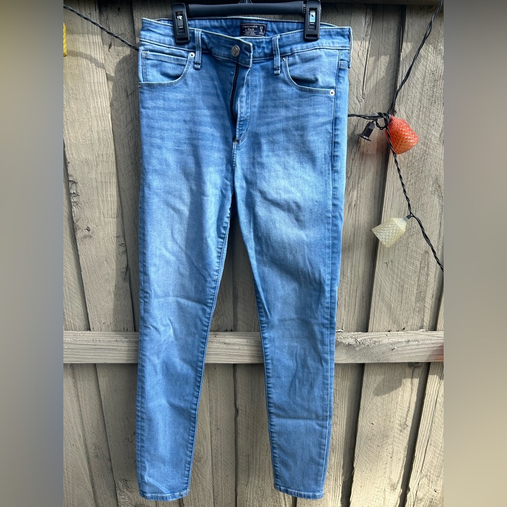 Abercrombie High Rise Super Skinny Jeans